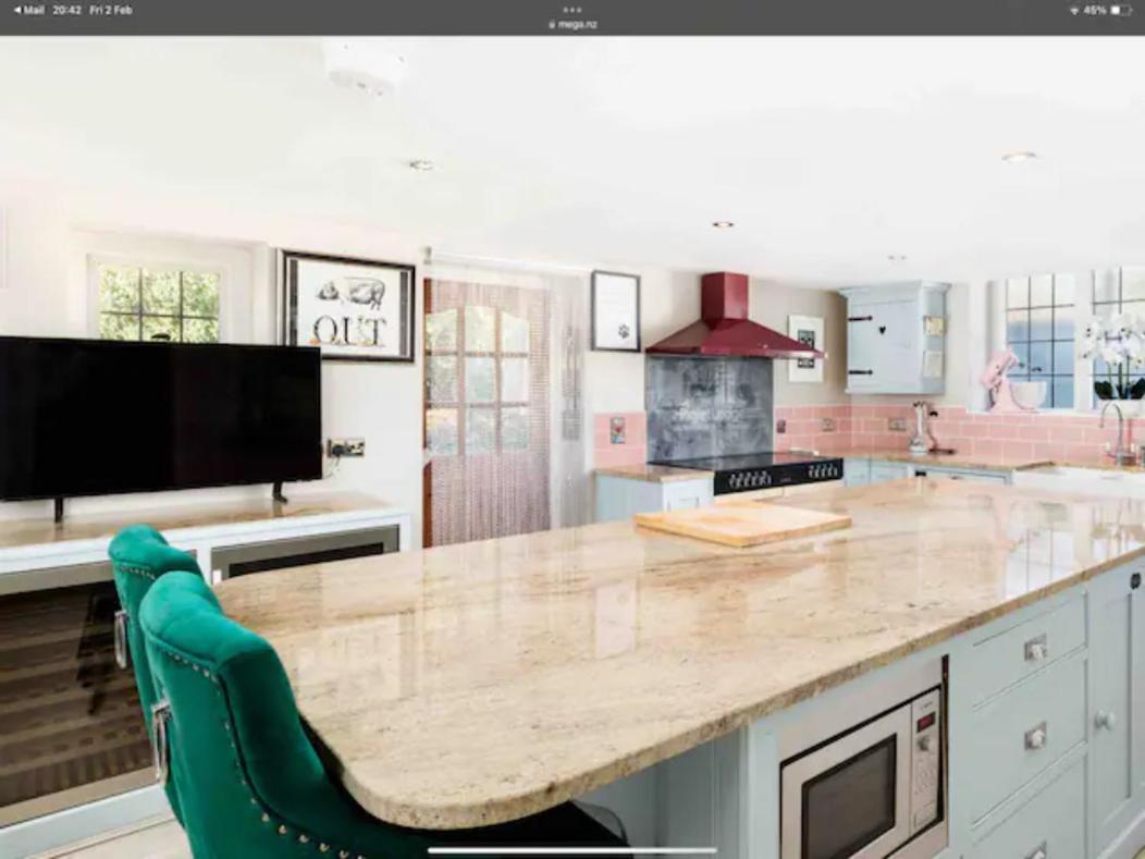 Piglet Lodge Pebworth Eksteriør bilde